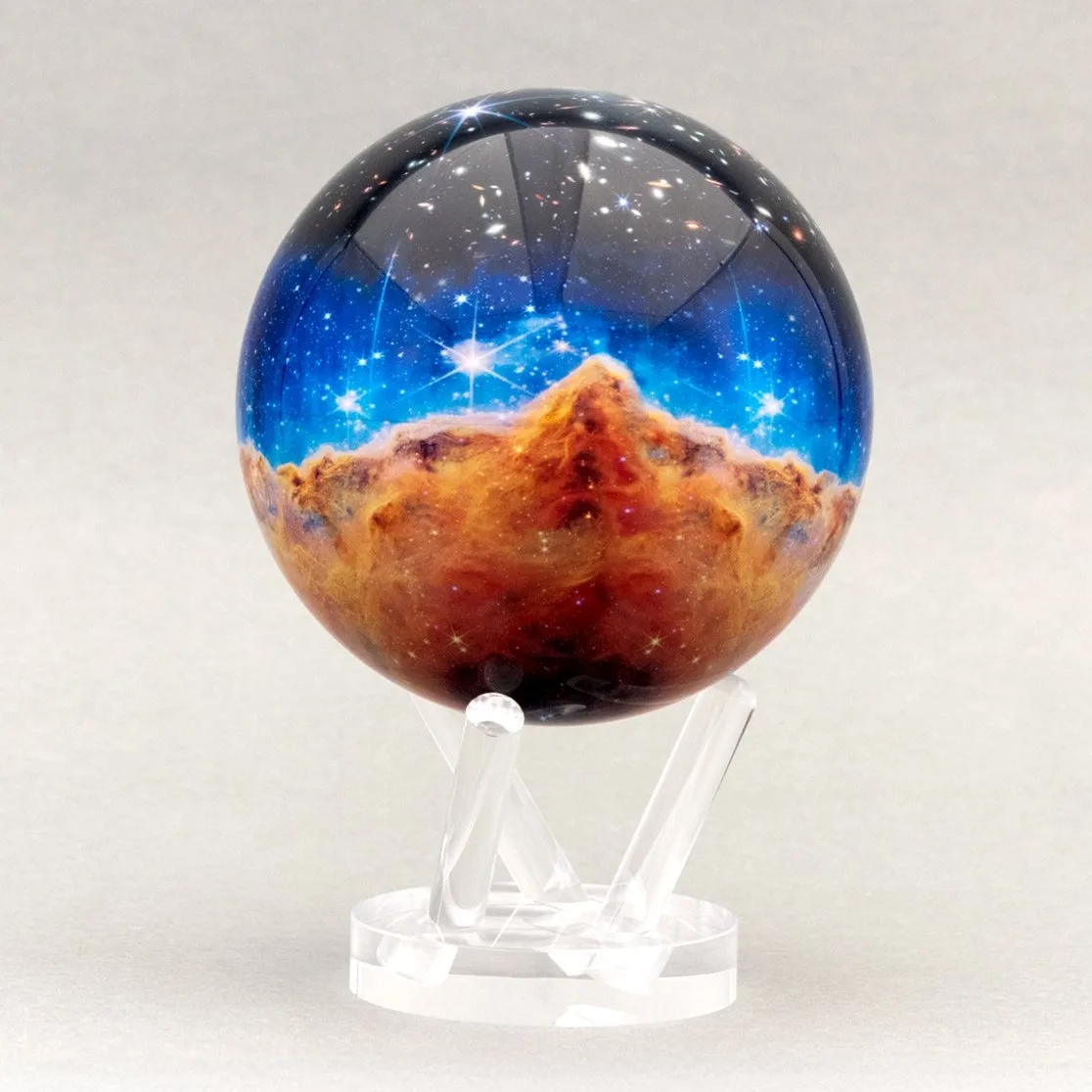 Globe Mova Nébuleuse de la Carène, nuages bleus et orange avec étoiles, sur un support acrylique